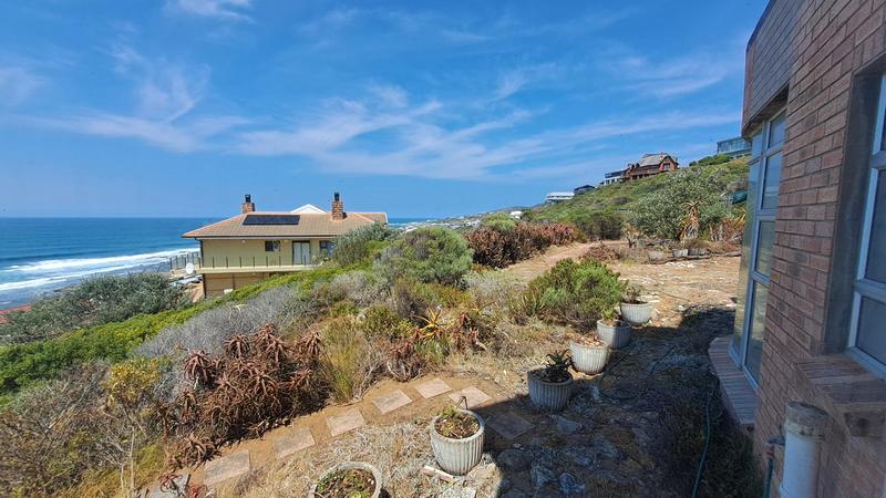 4 Bedroom Property for Sale in Jongensfontein Western Cape